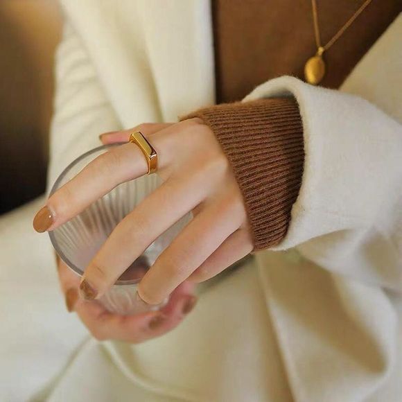 18K Gold Plated Minimalistic Flat Bar Gold Band Ring - Picture 3 of 6